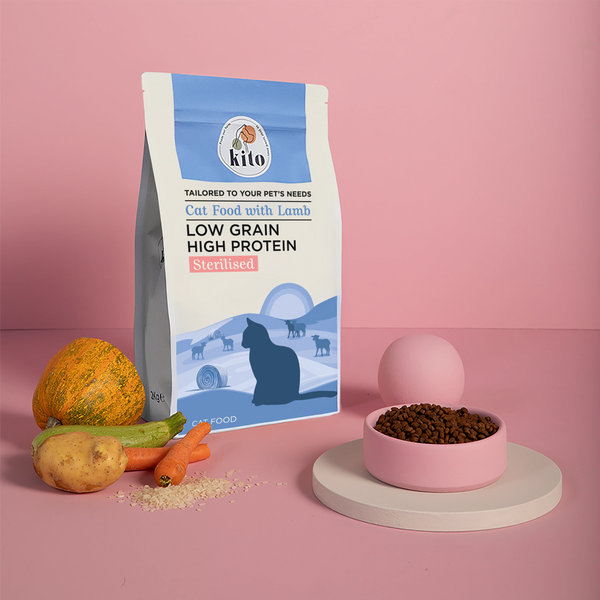 Sterilised Cat Food with Natural Lamb Meat